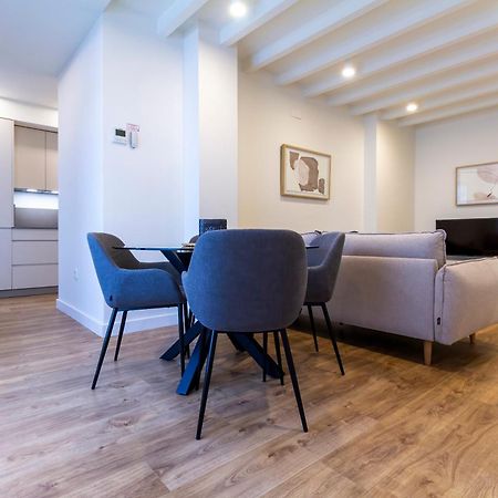 Alohamundi Puerta Osario II Appartement Sevilla Buitenkant foto